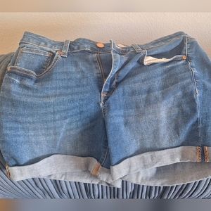 Sonoma brand size 10 shorts